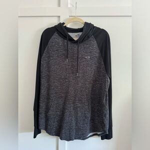 Hollister Hooded Tee